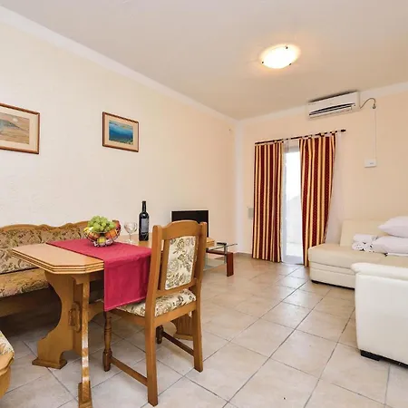 One-bedroom In شقة
